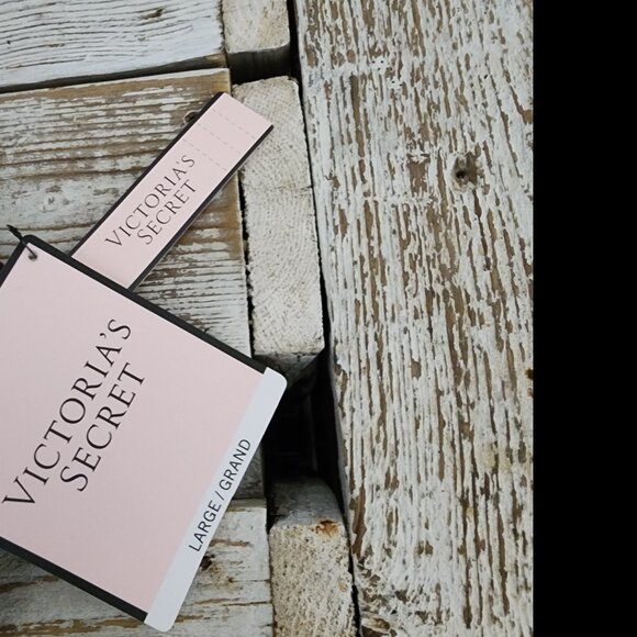 Victoria Secret Maroon Split Back Sports Bra Size L NWT!!! - Picture 3 of 4